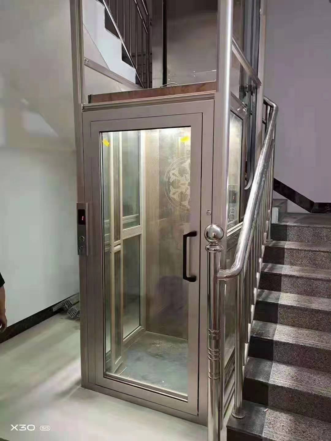 鋁合金升降機市政物業維修用升降機(圖1) 1c00185cf1bfd1537526d3405e81bab.jpg